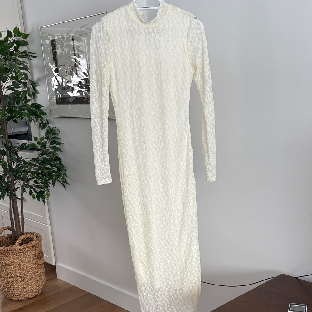 Sadie & Sage Cream Long Sleeve Dress